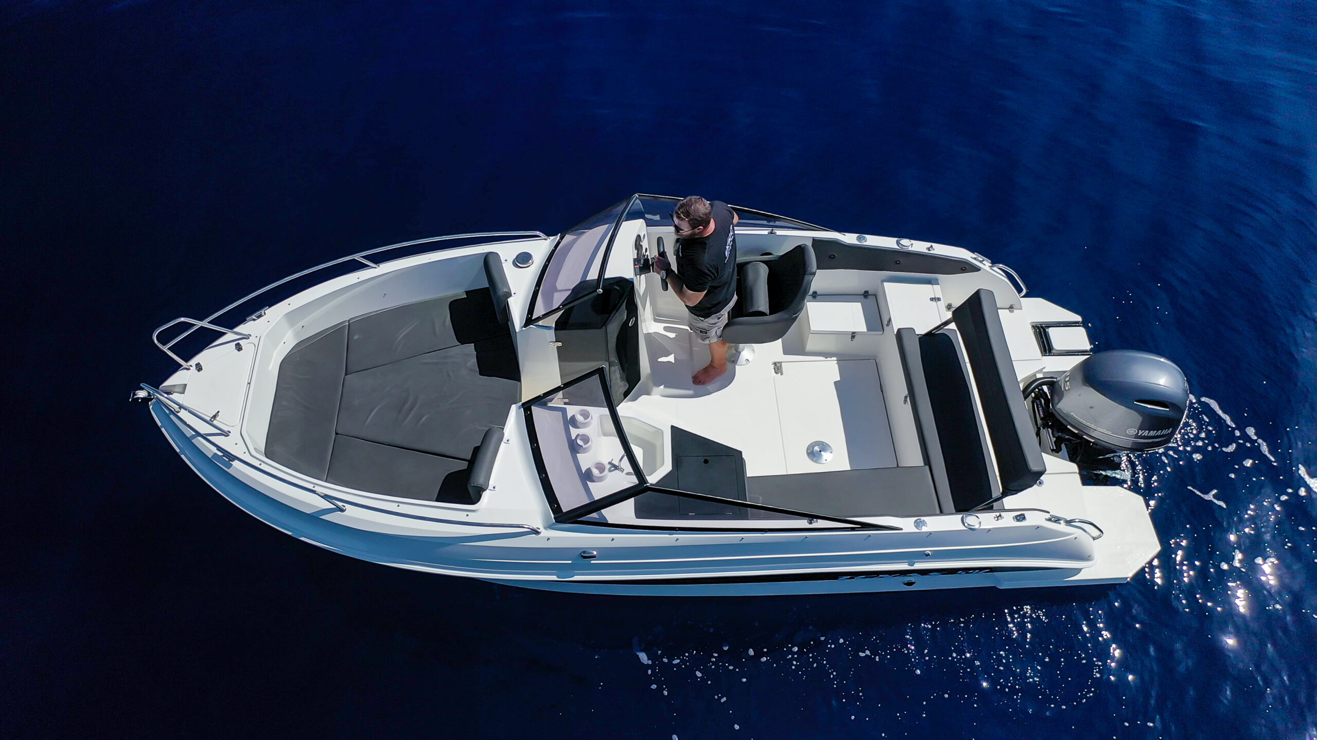 
								Texas 597 BOWRIDER full									