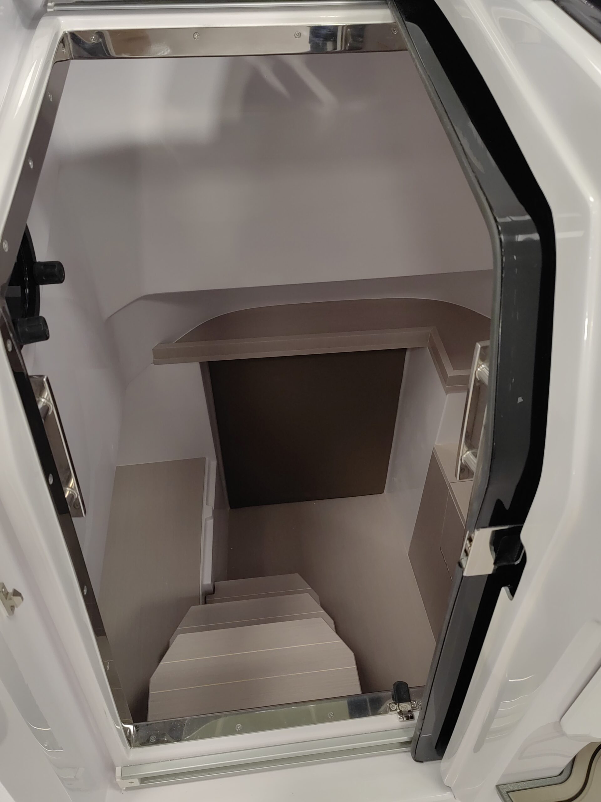
								Ranieri 255 SL full									
