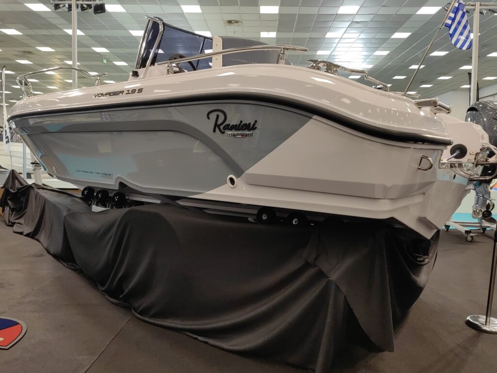 Ranieri Voyager 19s
