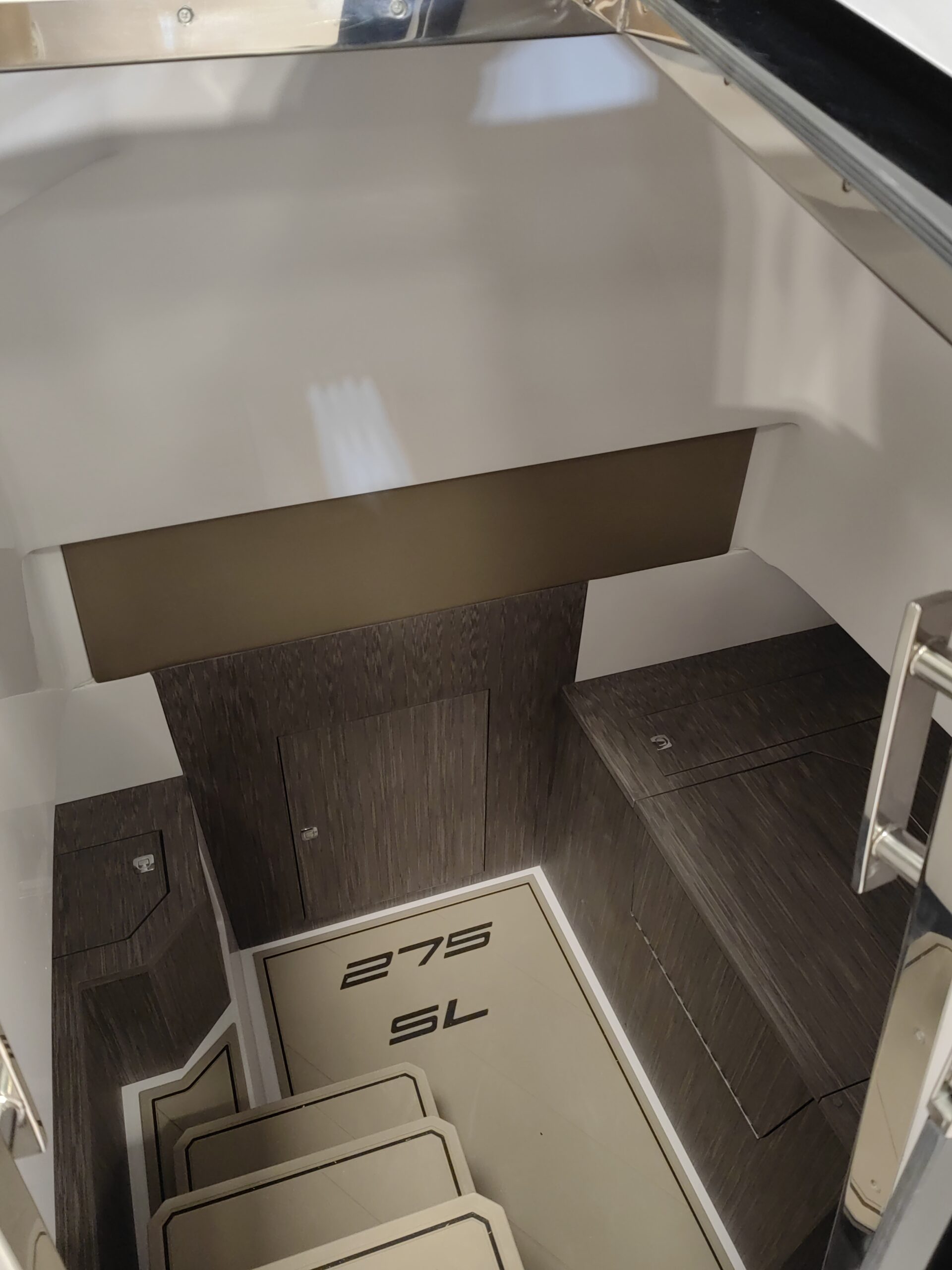
								Ranieri International 275 SL full									