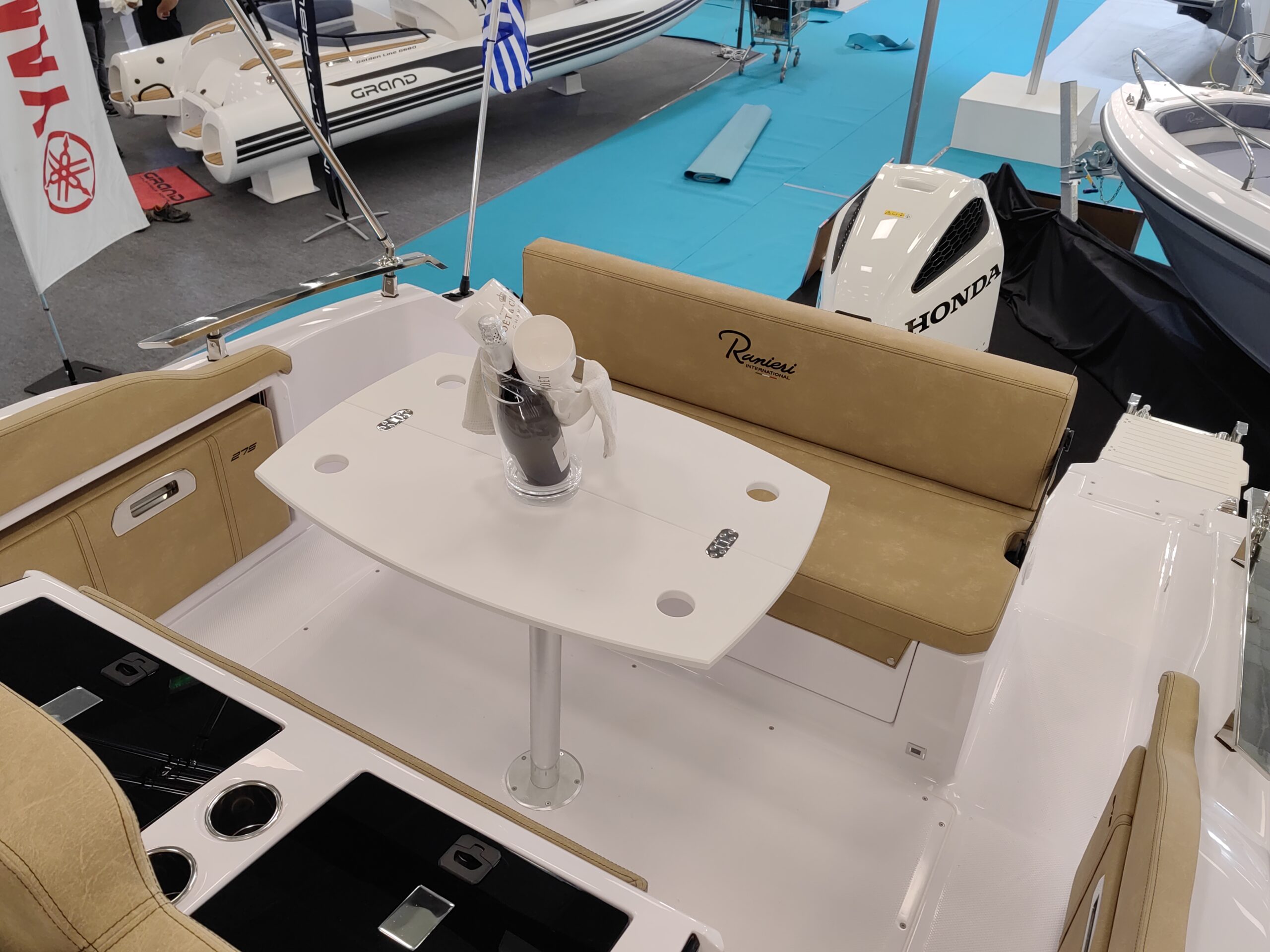 
								Ranieri International 275 SL full									
