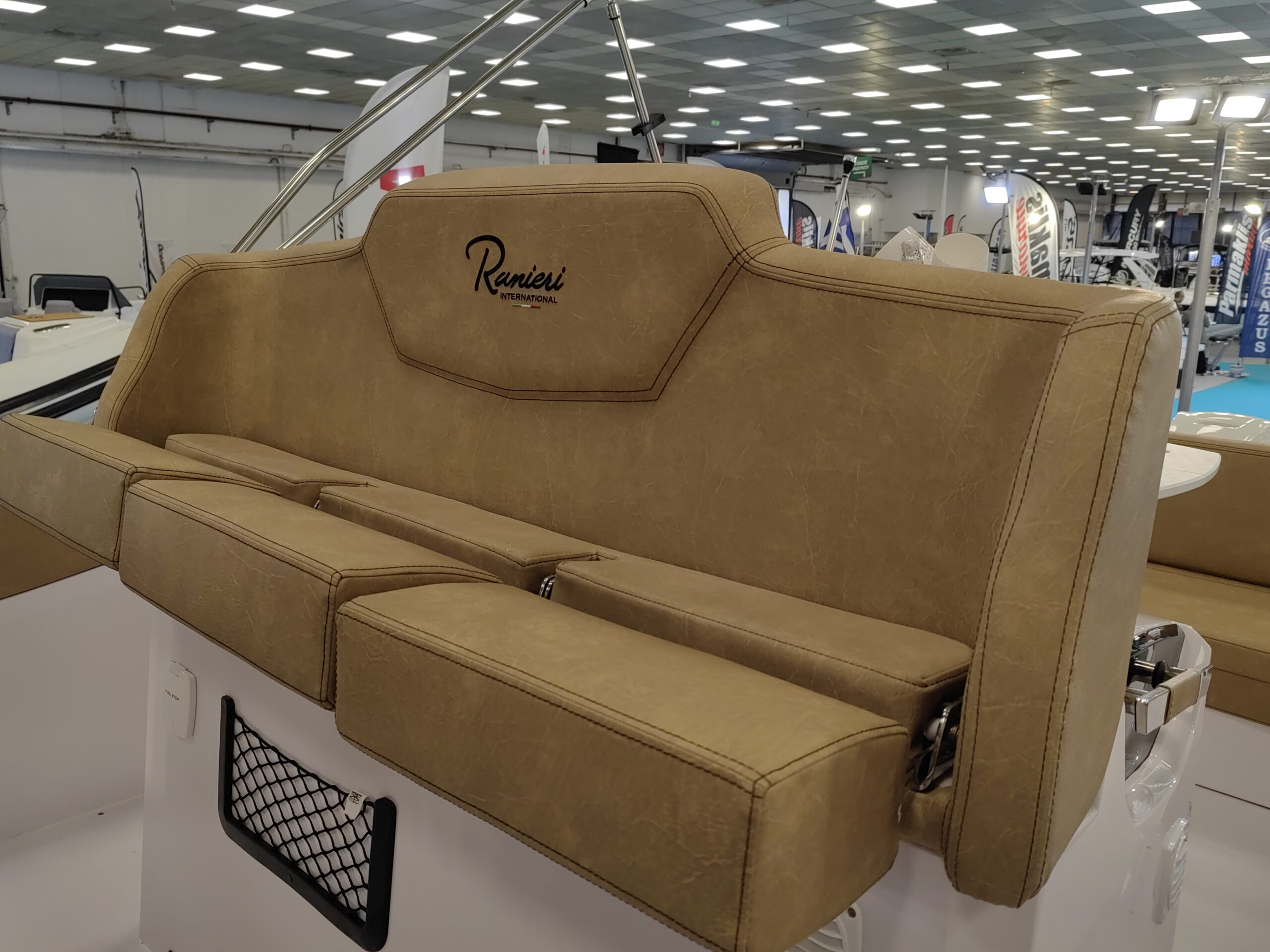 
								Ranieri International 275 SL full									