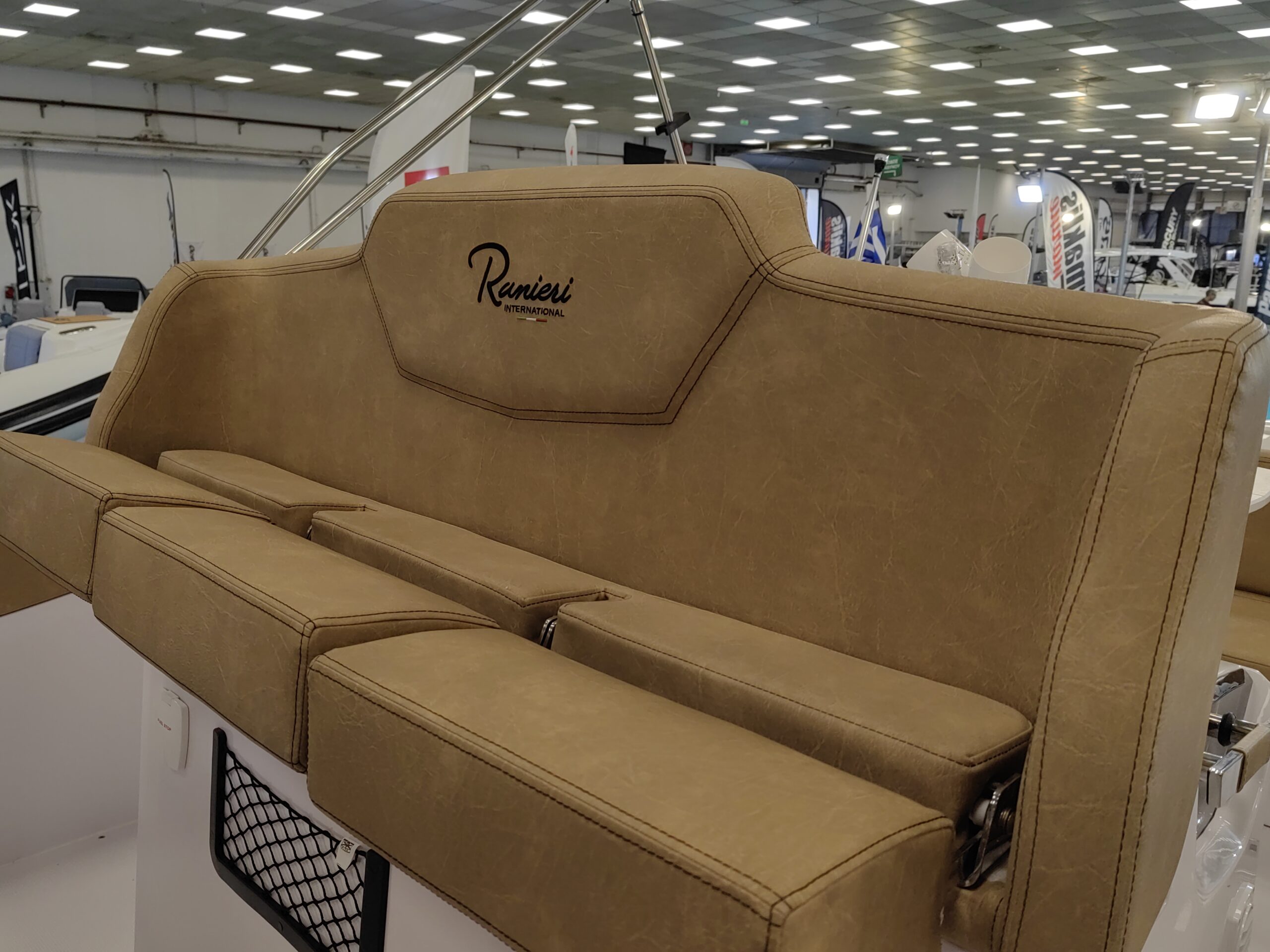 
								Ranieri International 275 SL full									