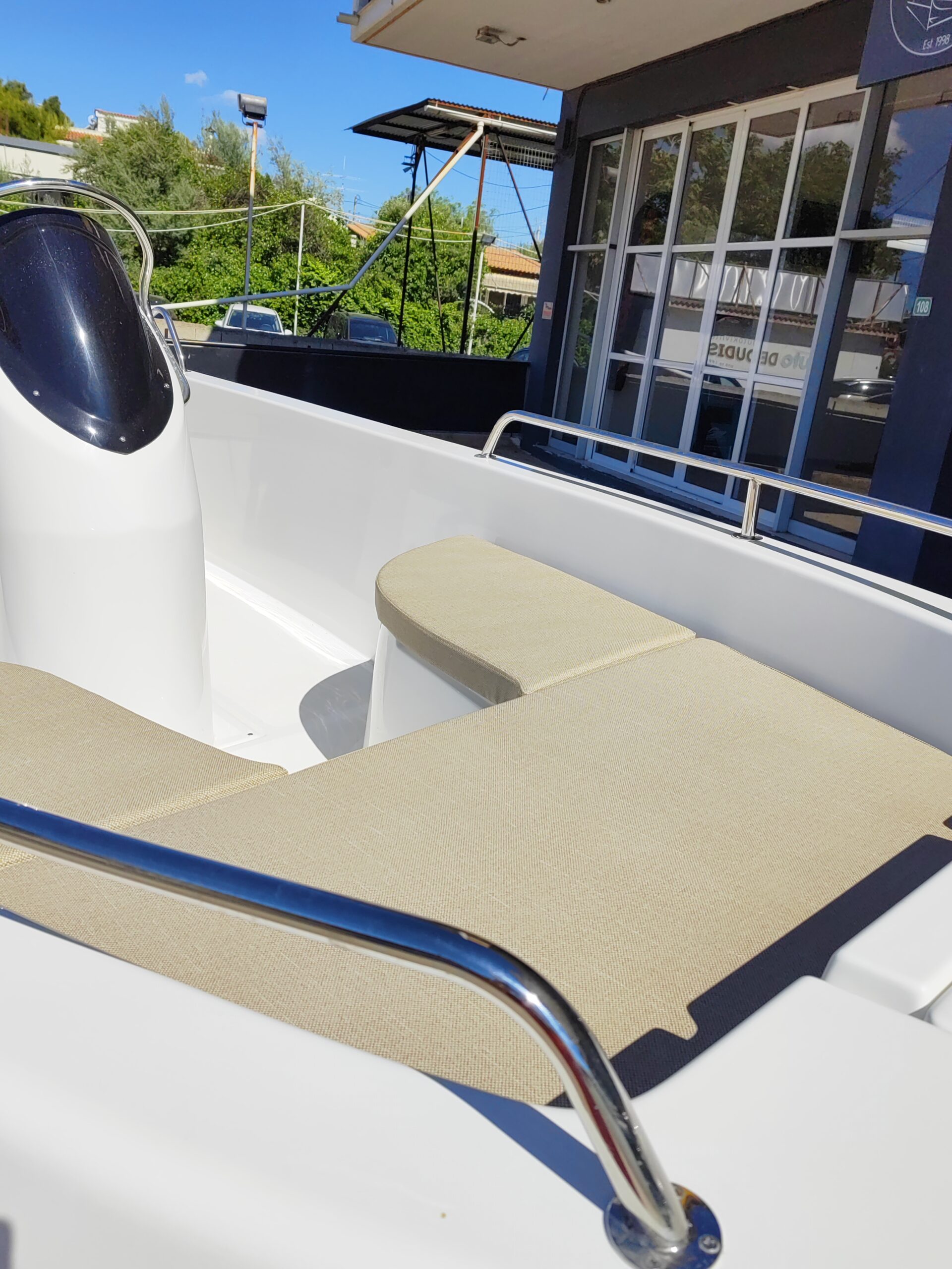 
								VIPER 530 full									